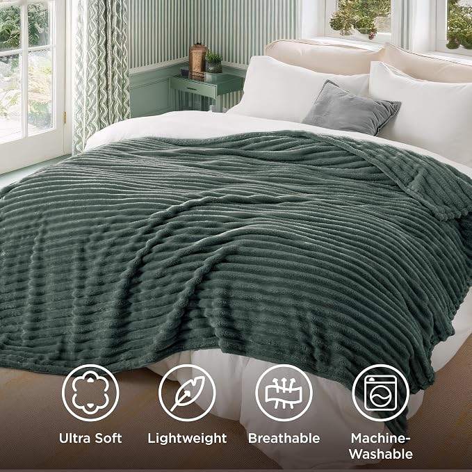 Bedsure Full Size Fleece Blankets - Image 5